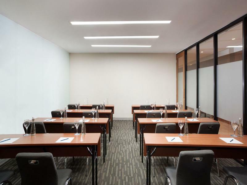 Four Points By Sheraton Jakarta Thamrin Esterno foto